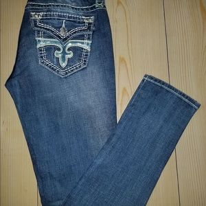 Rock Revival Skinny size 28x33 $62
